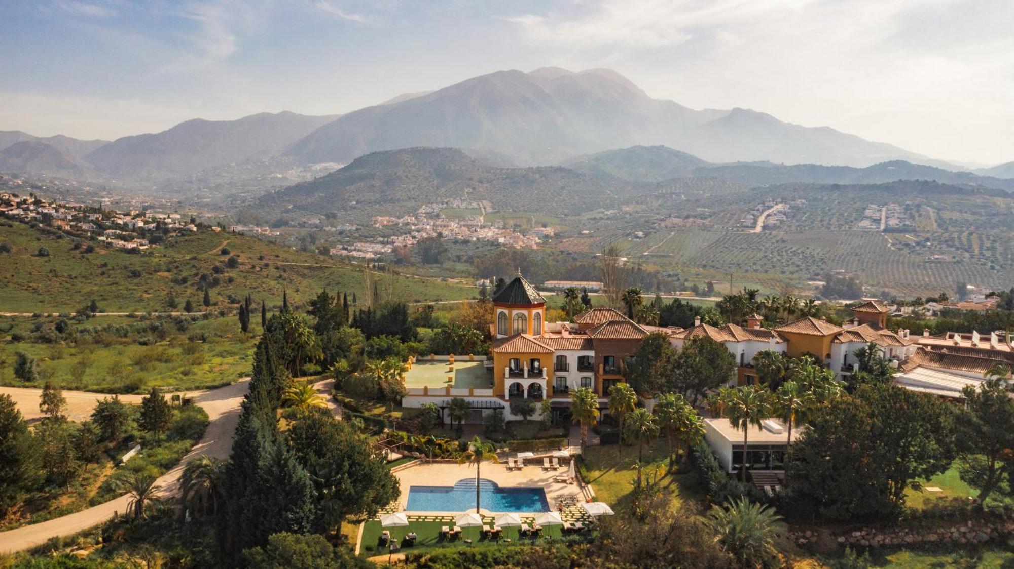 B Bou La & Hotel Viñuela