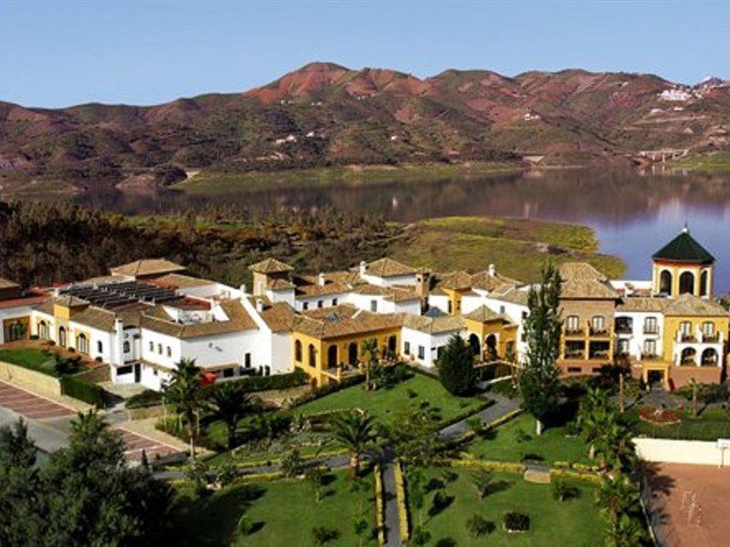 B Bou La & Hotel Viñuela